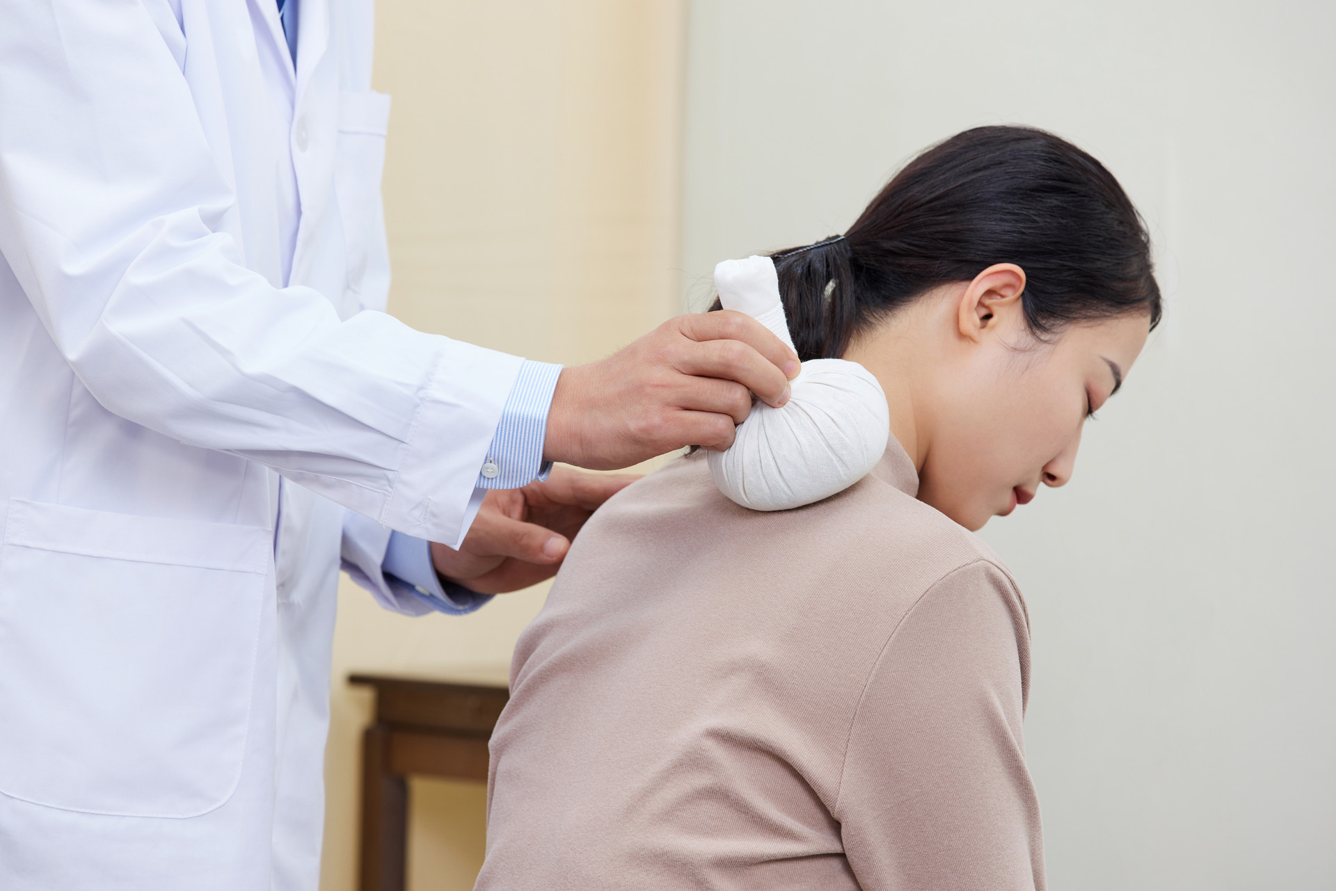 Bioelectric Meridian Therapy: Principles and Practice